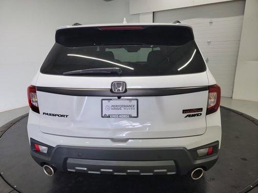 Platinum White Pearl 2023 Honda Passport AWD TrailSport