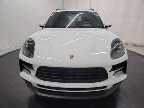 2020 Porsche Macan Base