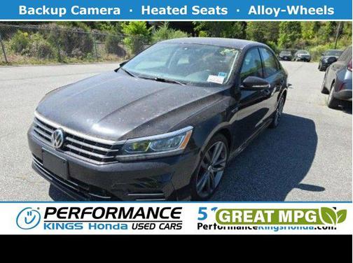 Deep Black Pearl Metallic 2018 Volkswagen Passat 2.0T R-Line
