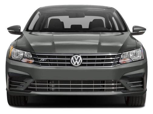 Deep Black Pearl Metallic 2018 Volkswagen Passat 2.0T R-Line
