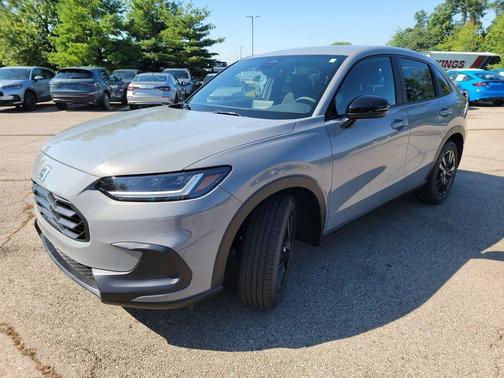 Urban Gray Pearl 2027 Honda HR-V Sport AWD