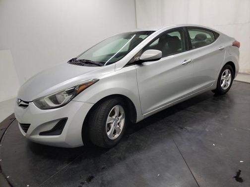 Radiant Silver 2014 Hyundai ELANTRA SE
