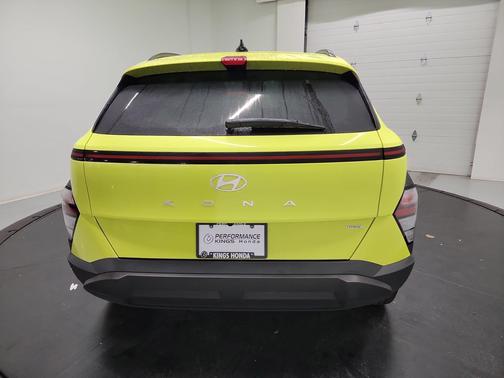 Neoteric Yellow 2024 Hyundai KONA SEL