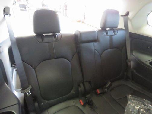 2023 Honda Pilot AWD EX-L 8 Passenger