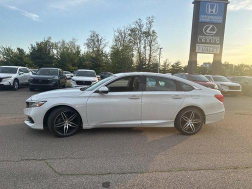 Platinum White Pearl 2021 Honda Accord Touring 2.0T