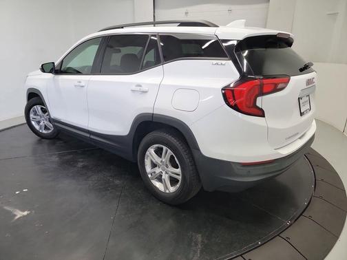 Summit White 2018 GMC Terrain SLE