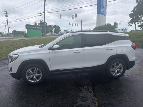 Summit White 2018 GMC Terrain SLE