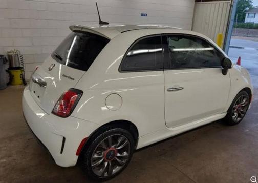 Bianco White Ice 2018 FIAT 500 Pop
