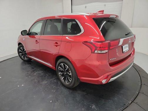 Rally Red Metallic 2018 Mitsubishi Outlander PHEV SEL