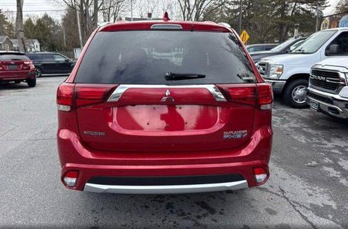 Rally Red Metallic 2018 Mitsubishi Outlander PHEV SEL