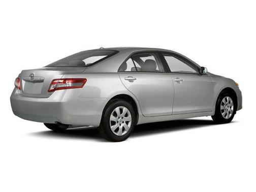 Classic Silver Metallic 2010 Toyota Camry LE