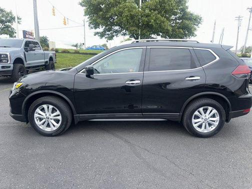 Magnetic Black 2018 Nissan Rogue S