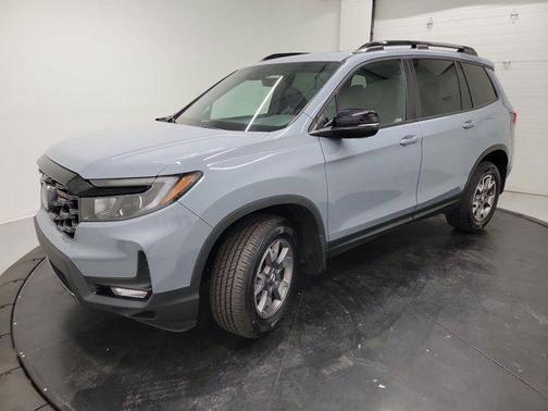 Sonic Gray Pearl 2023 Honda Passport AWD TrailSport