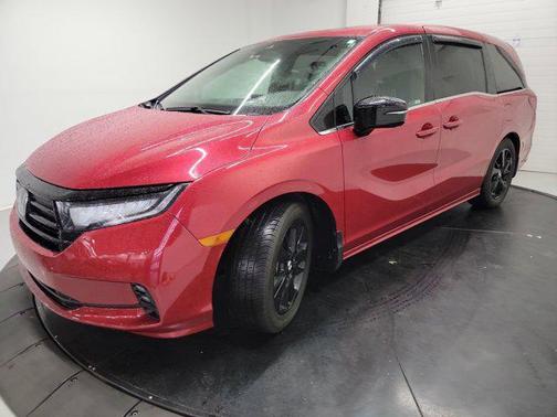 Radiant Red Metallic II 2023 Honda Odyssey Sport