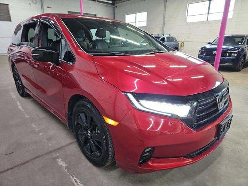 Radiant Red Metallic II 2023 Honda Odyssey Sport