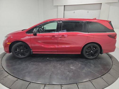 Radiant Red Metallic II 2023 Honda Odyssey Sport