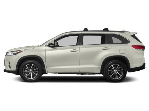 Celestial Silver Metallic 2018 Toyota Highlander XLE