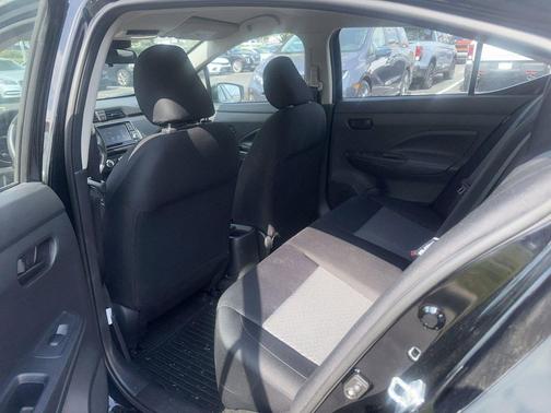 Super Black 2023 Nissan Versa 1.6 S