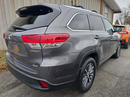 2017 Toyota Highlander Hybrid XLE