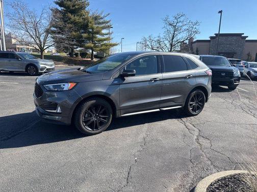 2020 Ford Edge ST
