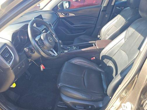 2018 Mazda Mazda3 Grand Touring