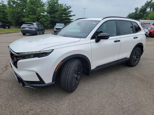 Platinum White Pearl 2026 Honda CR-V Hybrid TrailSport AWD