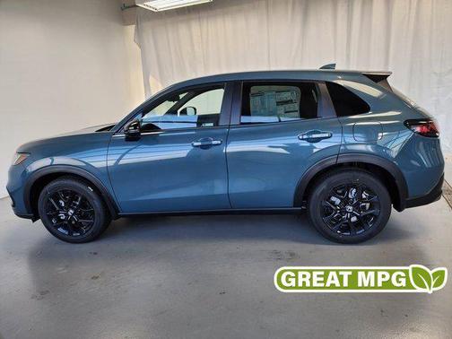 Nordic Forest Pearl 2024 Honda HR-V AWD Sport