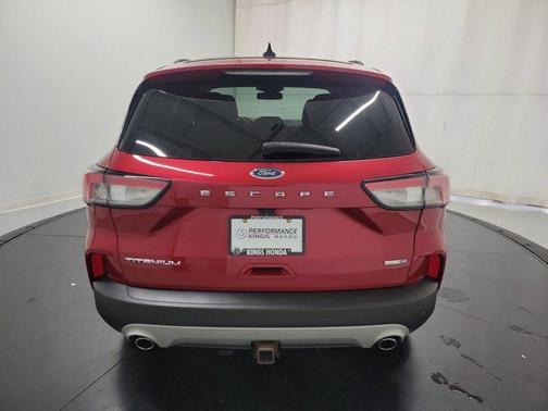 2020 Ford Escape Titanium
