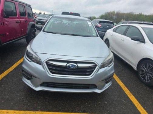 Ice Silver Metallic 2019 Subaru Legacy Base