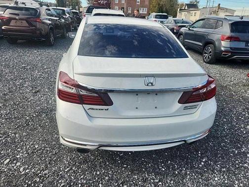 2017 Honda Accord Sport SE