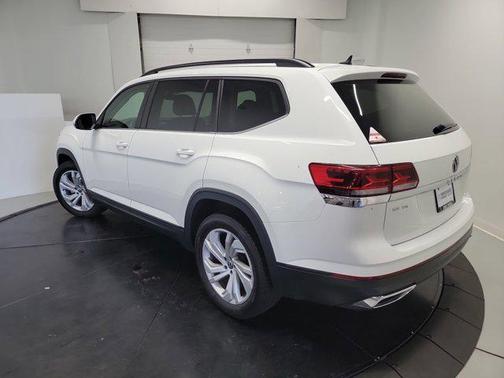 2021 Volkswagen Atlas 3.6L SE w/Technology