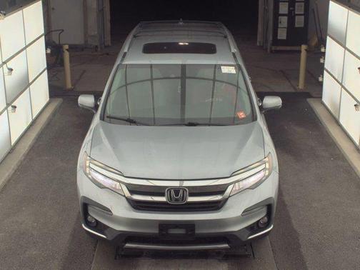 2019 Honda Pilot Touring 8-Passenger