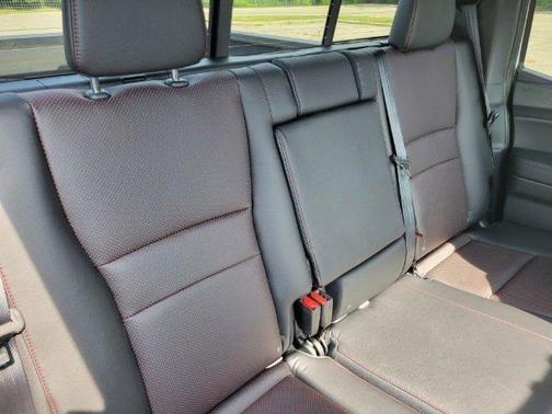 2023 Honda Ridgeline Black
