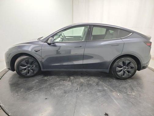 2025 Tesla Model Y Long Range Dual Motor All-Wheel Drive
