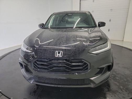 Crystal Black Pearl 2023 Honda HR-V 2WD Sport