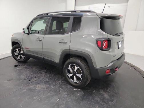 Sting-Gray Clearcoat 2021 Jeep Renegade Trailhawk
