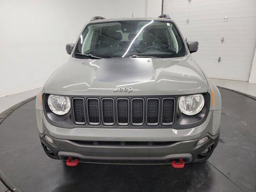 Sting-Gray Clearcoat 2021 Jeep Renegade Trailhawk