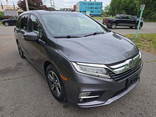 Gray 2018 Honda Odyssey Touring