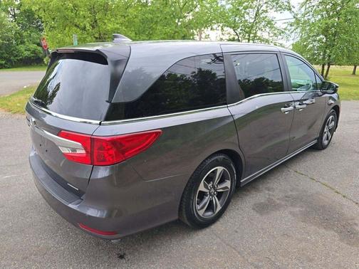 Gray 2018 Honda Odyssey Touring