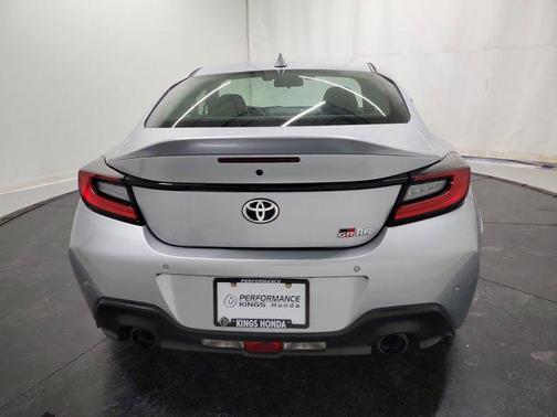 2022 Toyota GR86 Premium