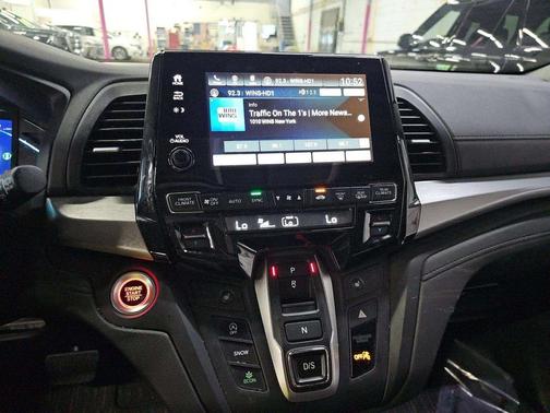 Platinum White Pearl 2023 Honda Odyssey EX-L