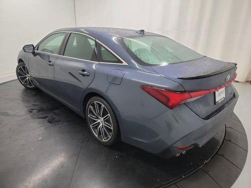 2019 Toyota Avalon XSE