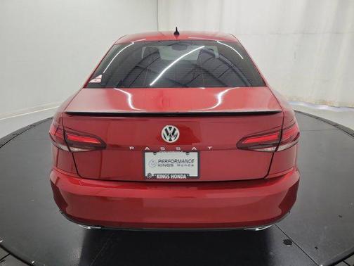 2020 Volkswagen Passat 2.0T R-Line