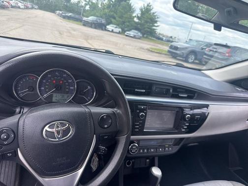 Barcelona Red Metallic 2016 Toyota Corolla LE