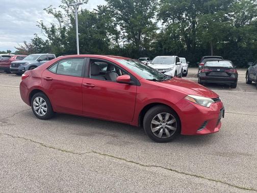 Barcelona Red Metallic 2016 Toyota Corolla LE