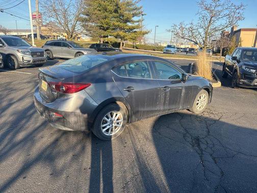 2015 Mazda Mazda3 i Touring