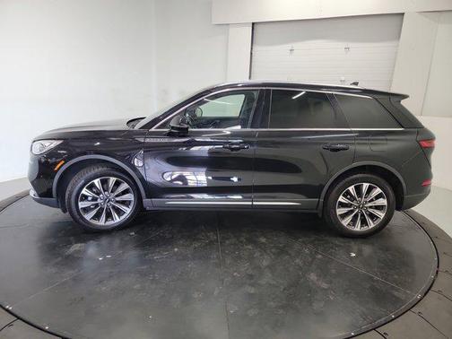 Infinite Black Metallic Clearcoat 2022 Lincoln Corsair Reserve
