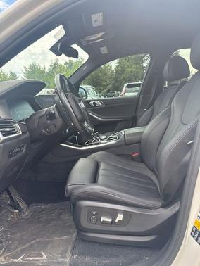 Alpine White 2021 BMW X5 xDrive40i
