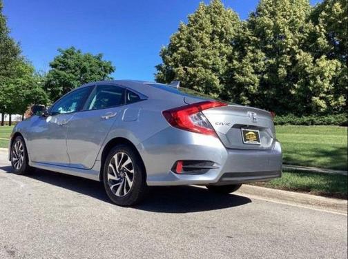 Lunar Silver Metallic 2017 Honda Civic EX