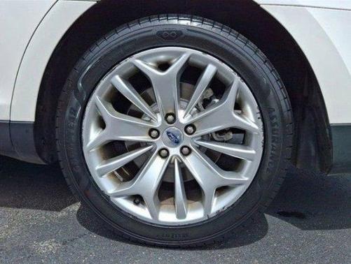 2019 Ford Taurus Limited